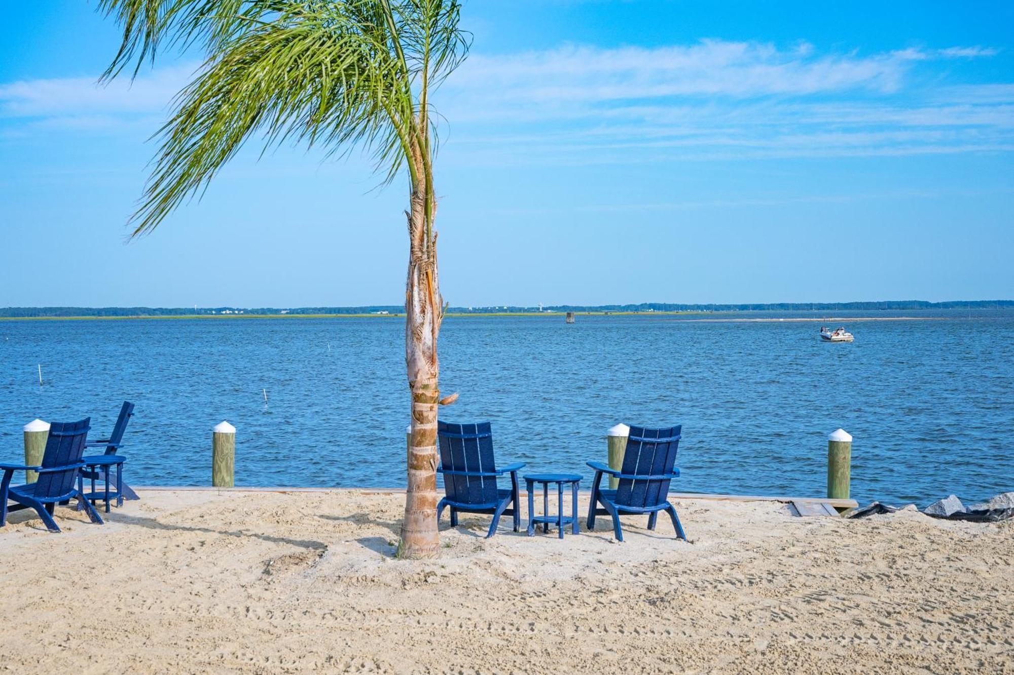 Blufin Bungalows & Marina Chincoteague Exterior photo